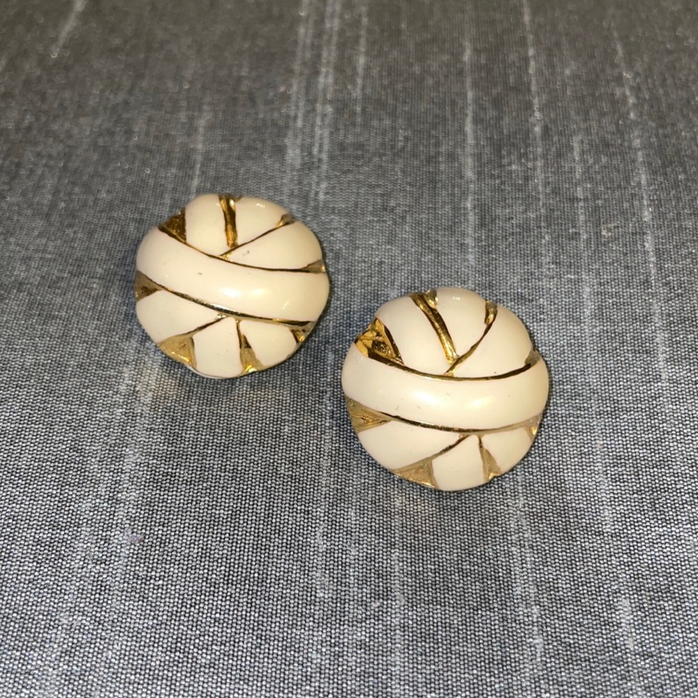 Gay Boyer clip on earrings